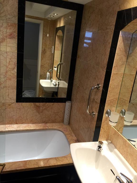 Lord Milner Hotel London Ngoại thất bức ảnh